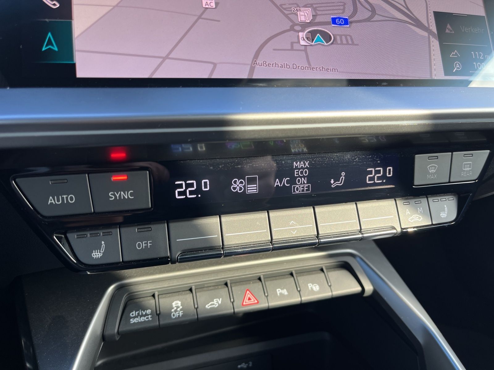 Audi A3 SportbackS line 45 TFSIe PANO SHZ KAM MMI 18"