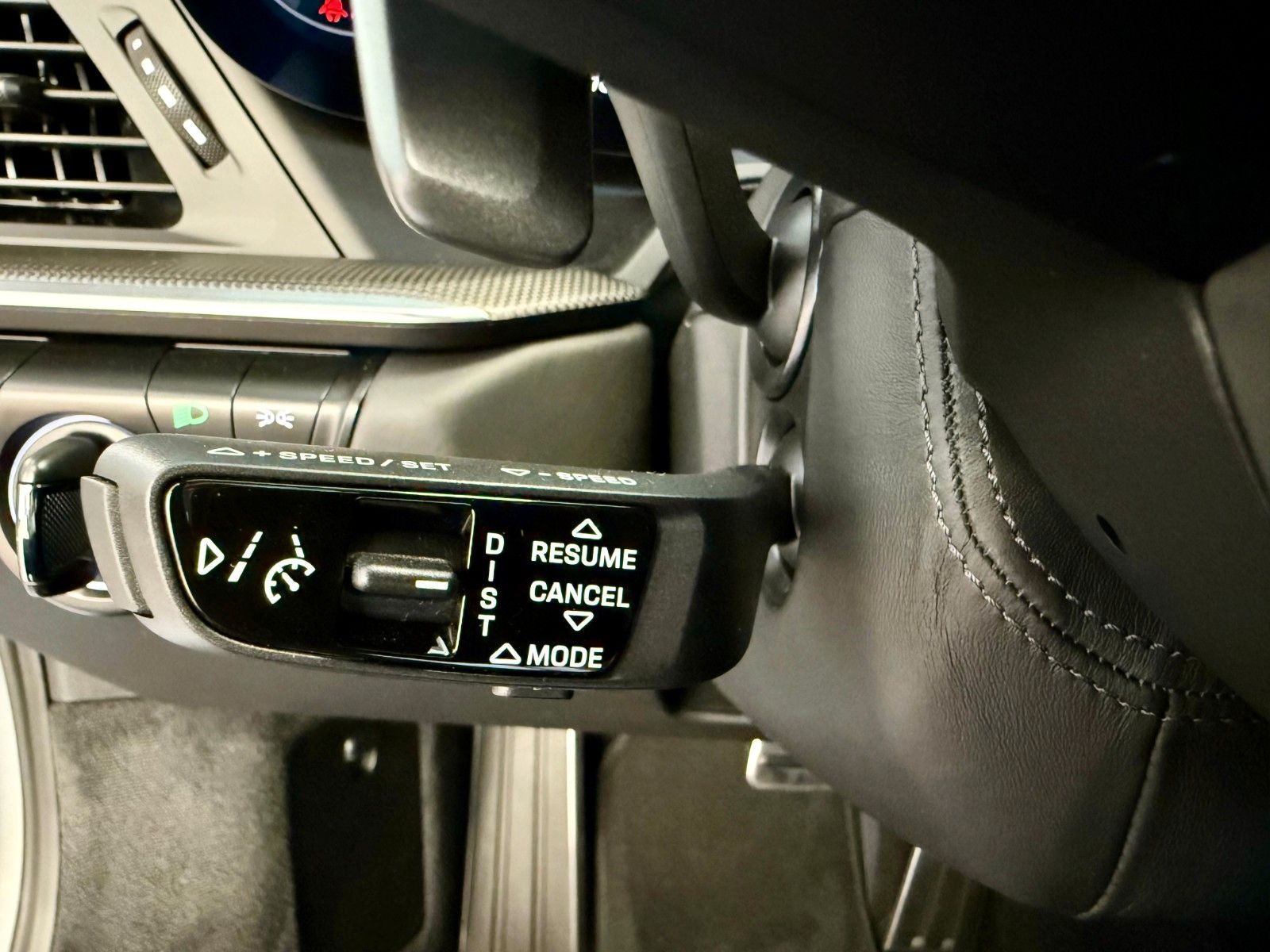 Porsche 911 992 Turbo S LIFT/Glasdach/ACC/Burmester