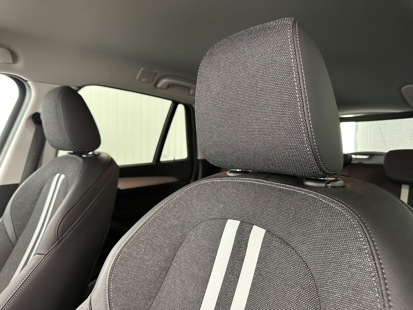 BMW X1 xDrive 25 e Hybrid - Samsaru's Car Outlet