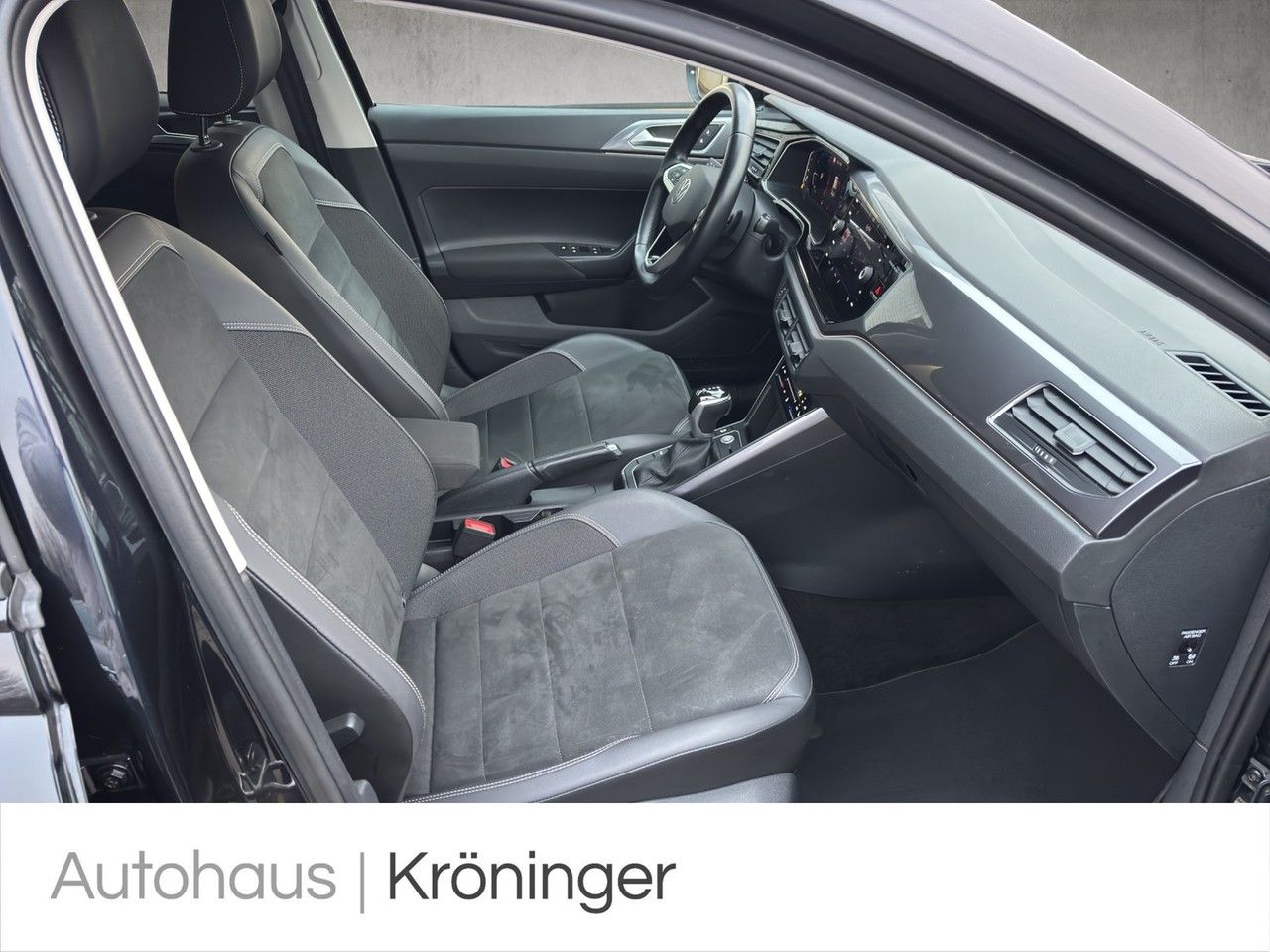 Volkswagen Taigo 1.0 TSI DSG Style - Samsaru's Car Outlet