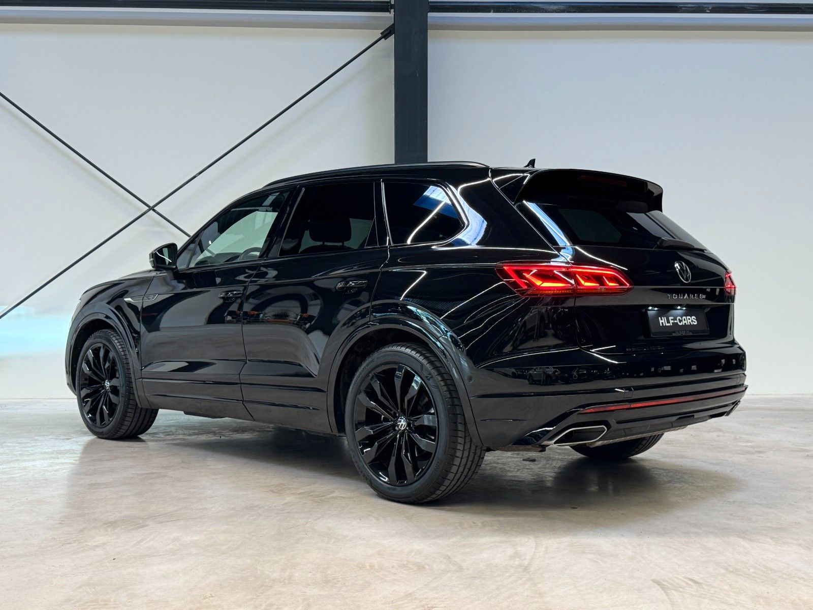 Volkswagen TOUAREG R-LINE 4M. 3.0TDI*LUFTFEDER*PANO*STDHZ