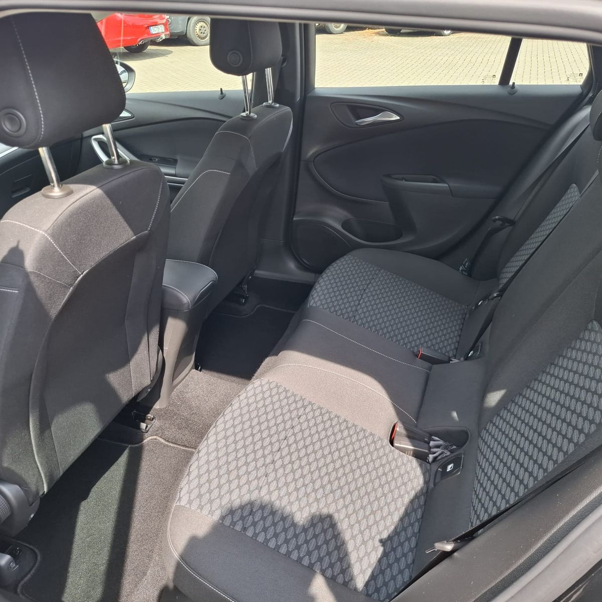 Opel Astra K 1.4 Turbo Sports Tourer Edition - Samsaru's Car Outlet