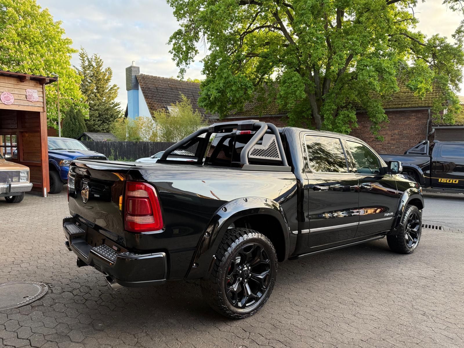 Dodge LIMITED*LUFT*360KAMERA*LPG*OFFROAD*BÜGEL*AHK*NAV