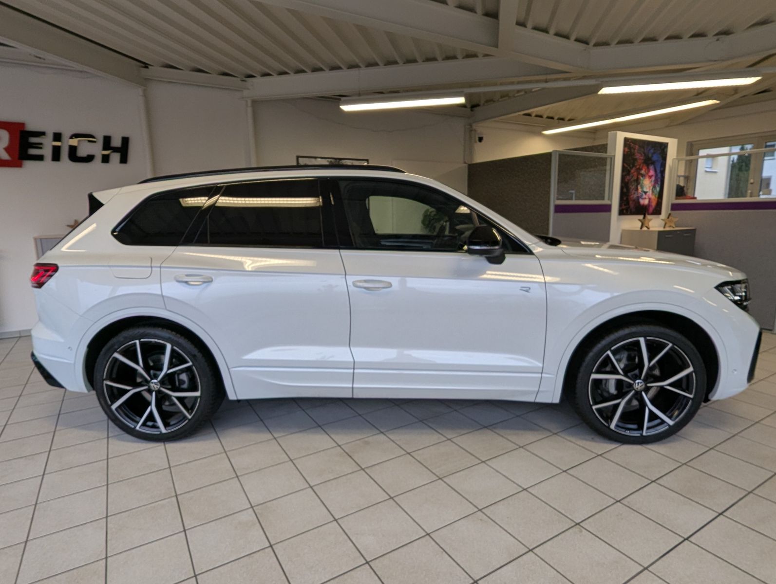 Volkswagen Touareg 3.0TDI 4M R-Line VOLL Black 22" UPE 114T