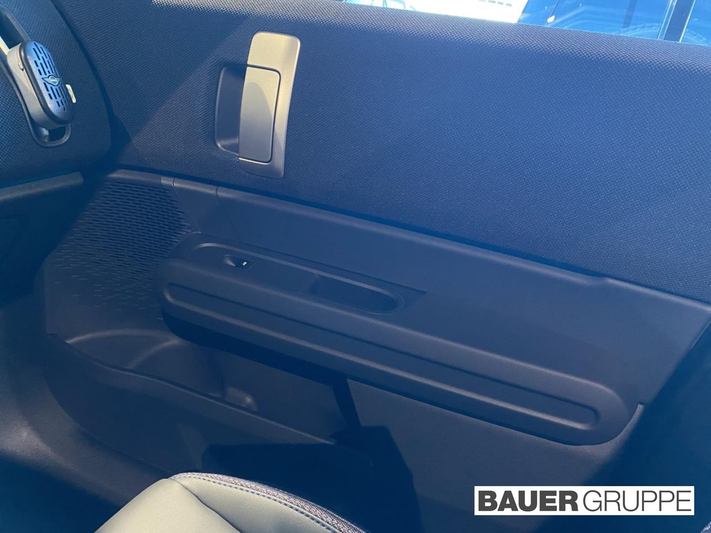 MINI Countryman C Classic Trim - Samsaru's Car Outlet
