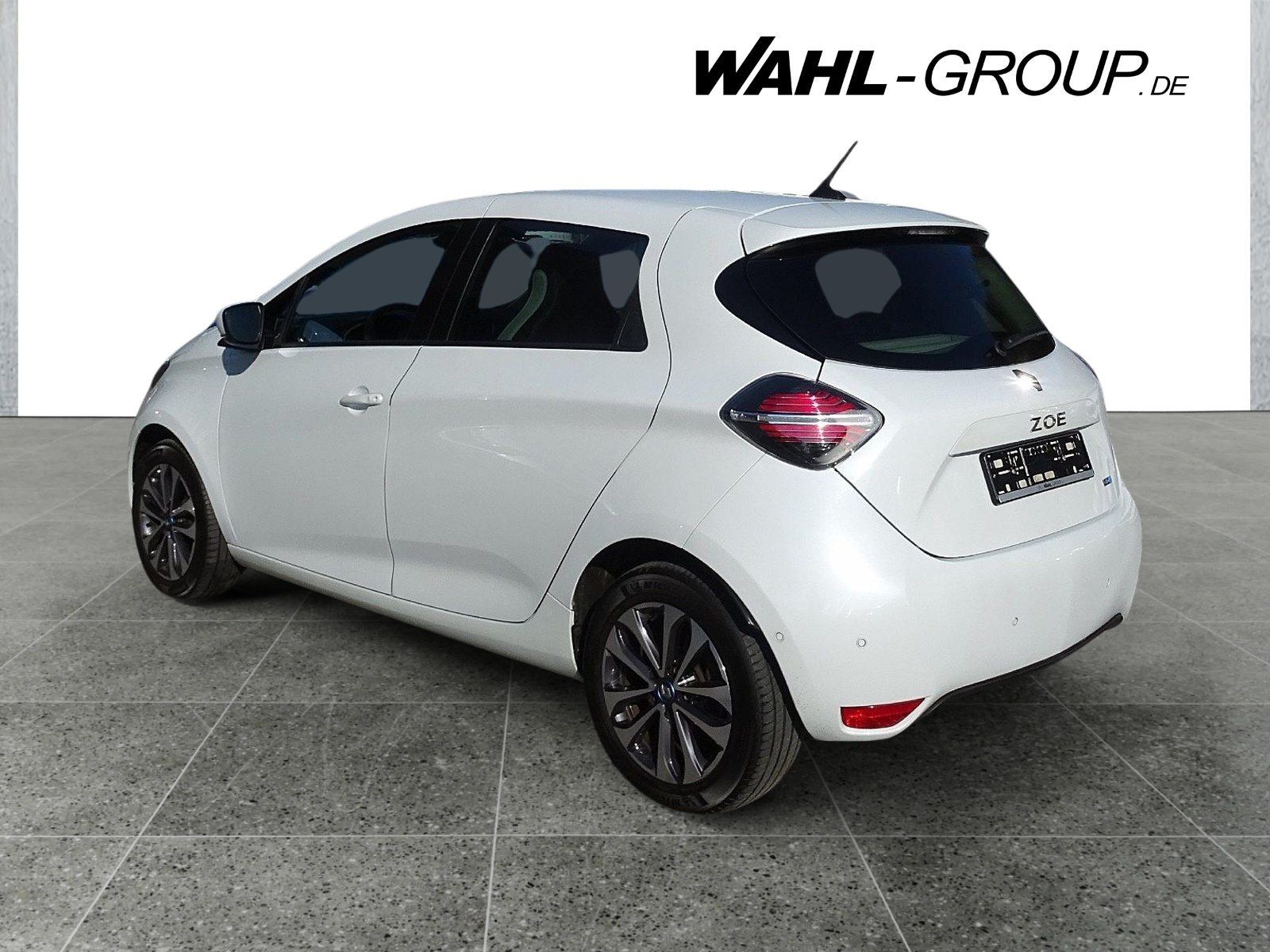 Renault Zoe Z.E. 50 Intens - Samsaru's Car Outlet
