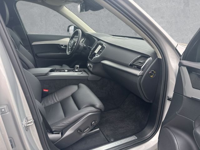 Volvo XC90 Plus Dark T8  20''LM 7-Sitzer ACC Standhz A
