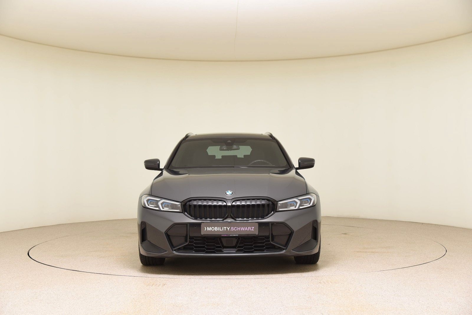 BMW 320d Touring xDrive M Sport - Samsaru's Car Outlet