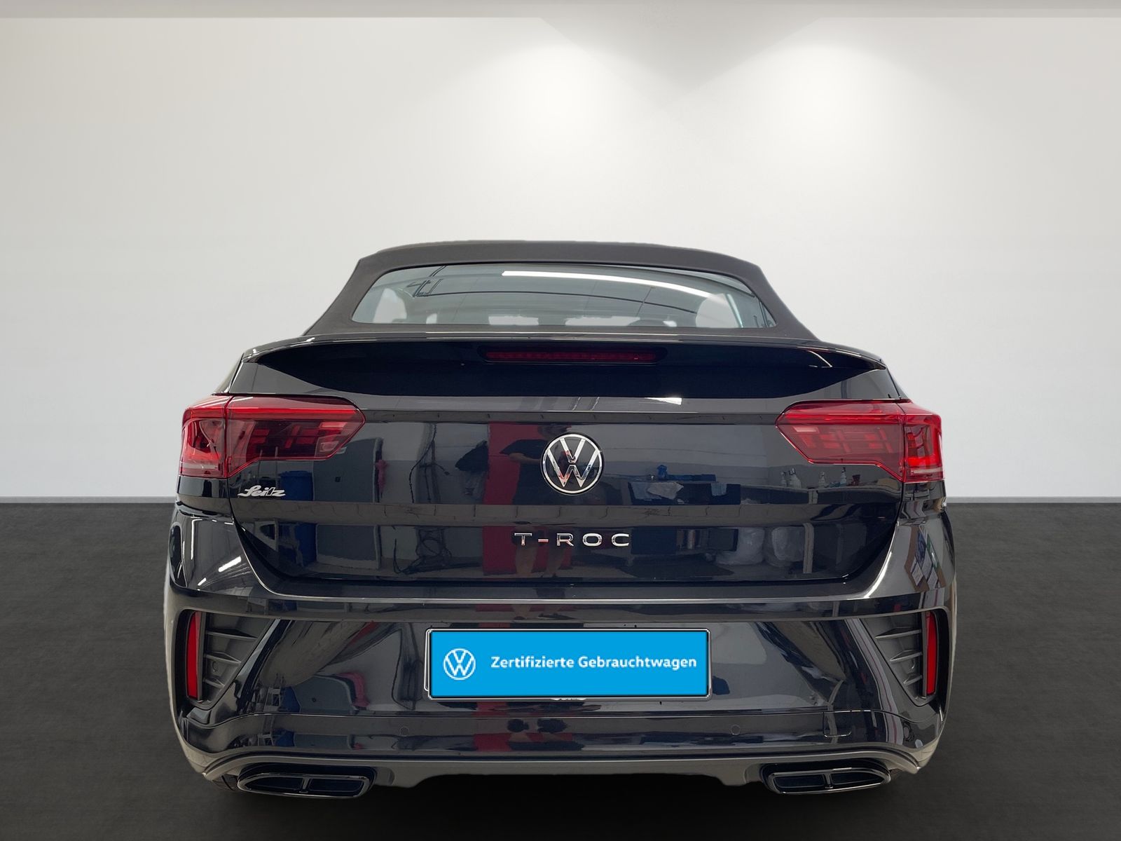 Volkswagen T-Roc R-Line - Samsaru's Car Outlet