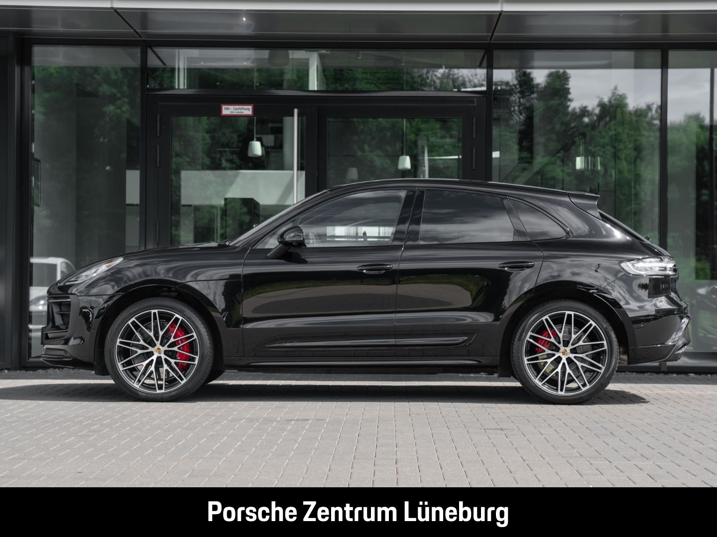 Porsche Macan GTS - Samsaru's Car Outlet