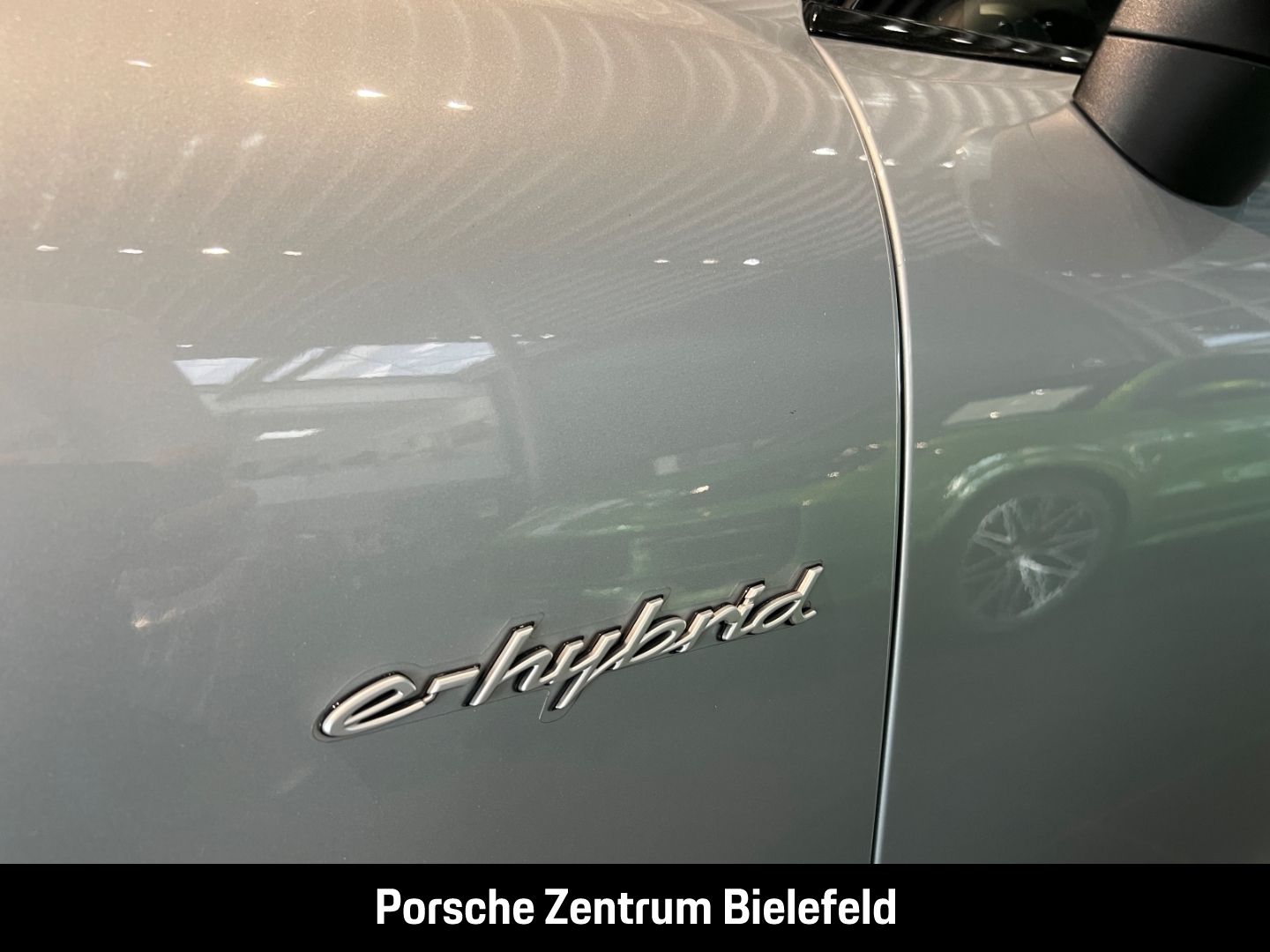 Porsche Cayenne E-Hybrid HA-Lenkung InnoDrive Soft-Close