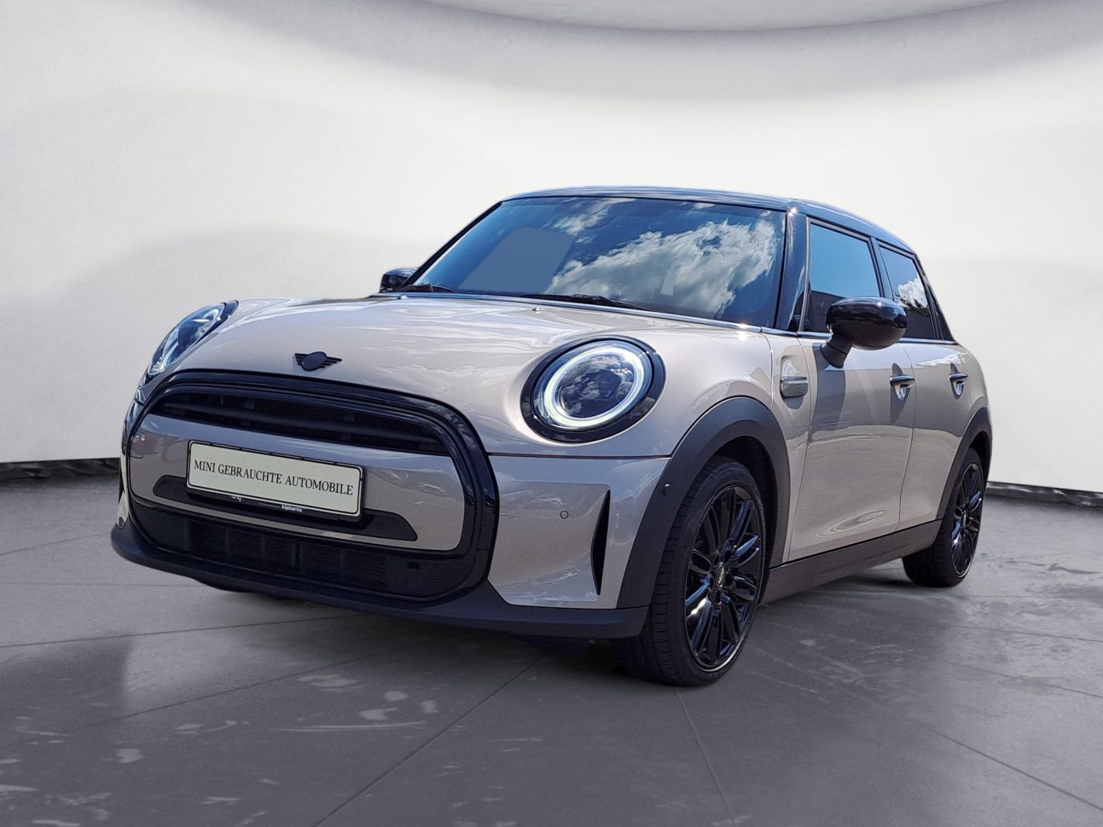 MINI Cooper Classic - Samsaru's Car Outlet
