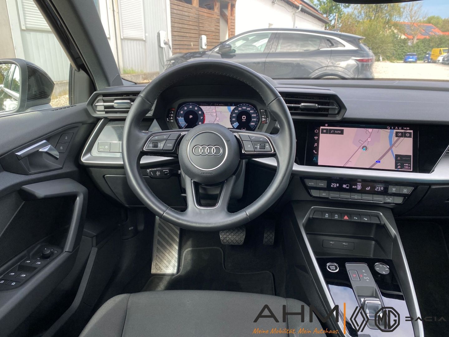 Audi A3 Sportback 30 TFSI advanced - Samsaru's Car Outlet