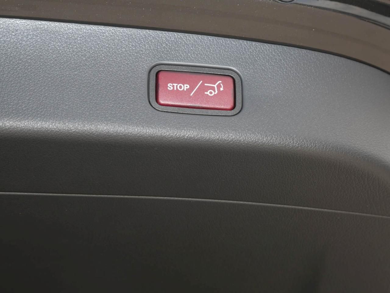 Mercedes-Benz GLC 200 d 4MATIC Avantgarde - Samsaru's Car Outlet