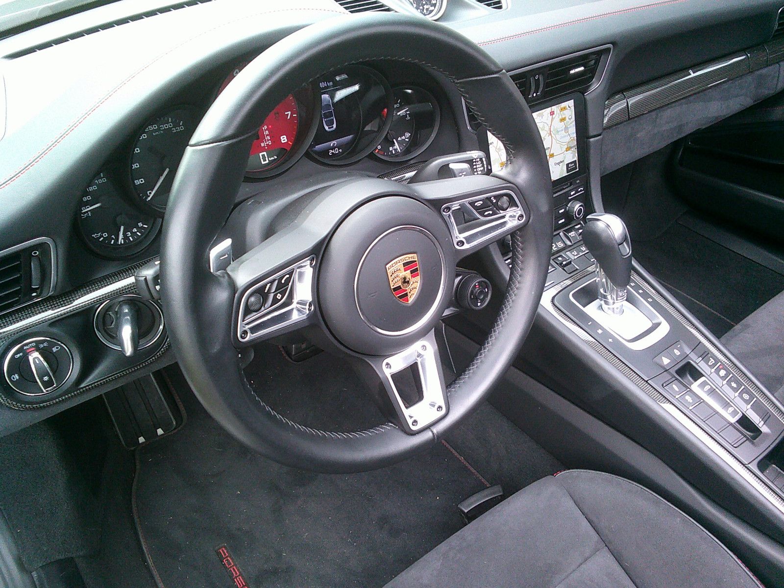 Porsche 911 Carrera 4 GTS - Samsaru's Car Outlet
