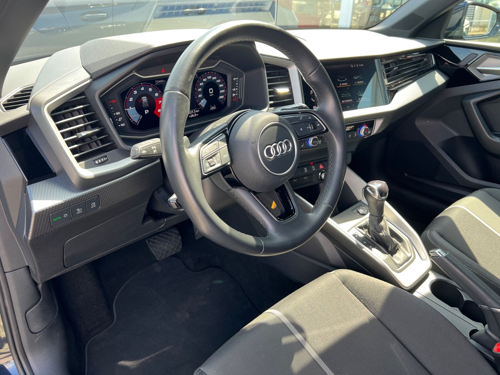 Audi A1 Sportback 30 TFSI advanced S tronic App-Co.