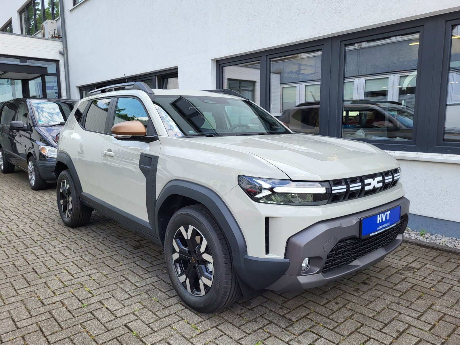 Dacia Duster NEW Hybrid 140 4x2 Extreme - Samsaru's Car Outlet