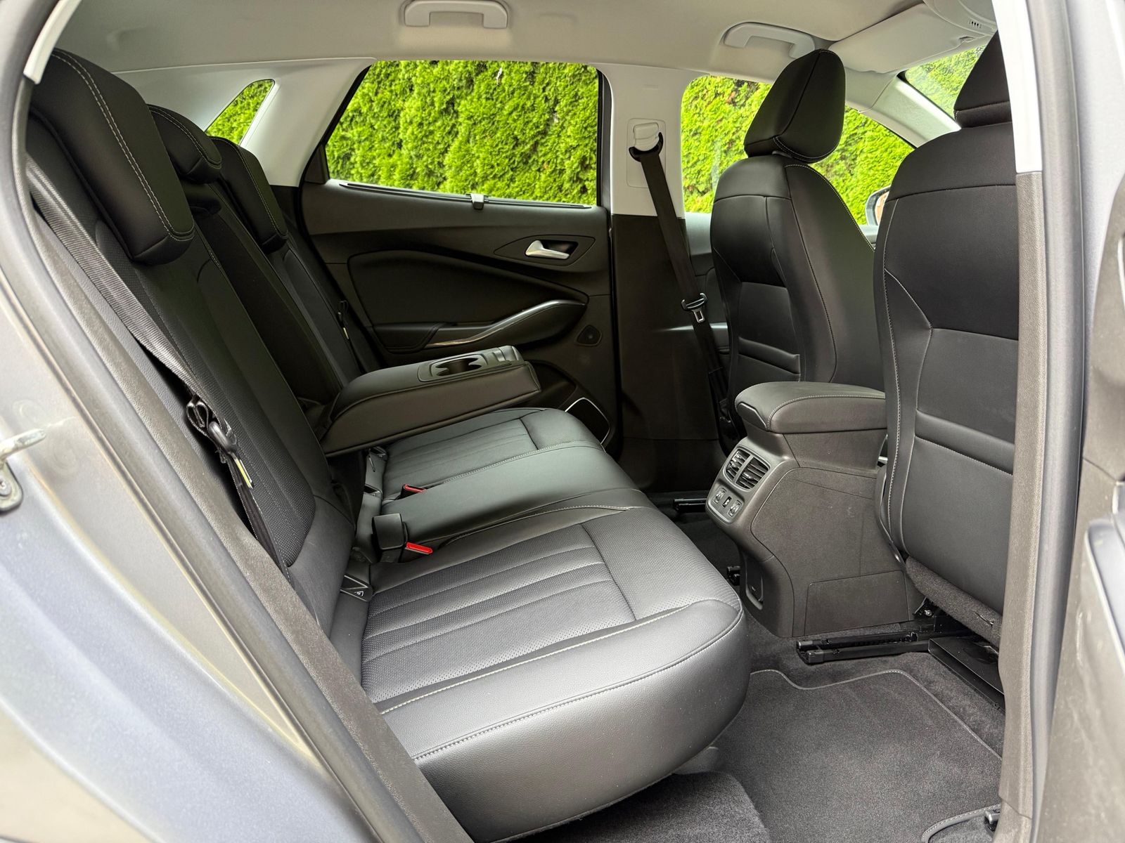 Opel Grandland 2.0 CDTI Ultimate - Samsaru's Car Outlet