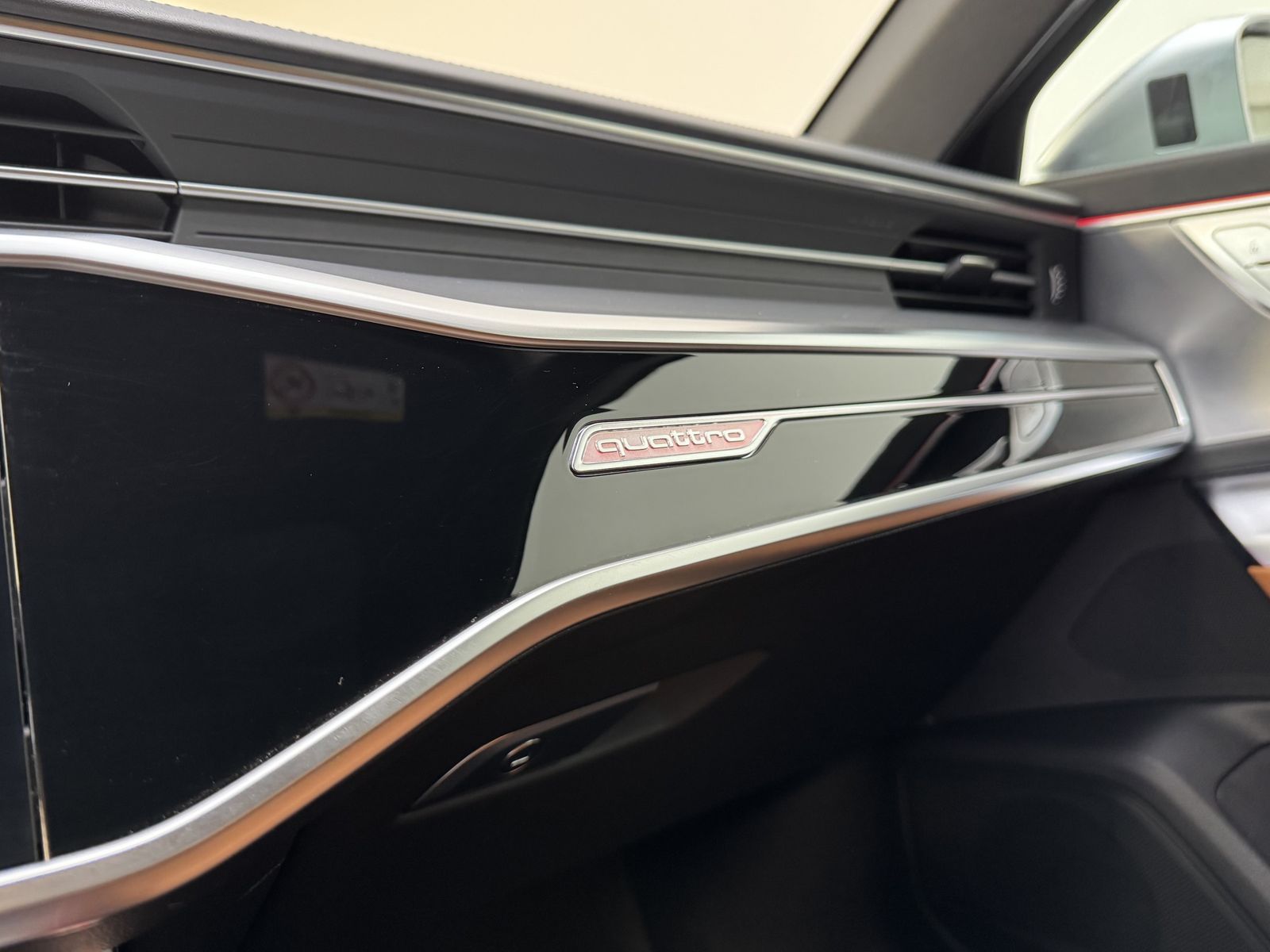 Audi RS6 HeadUP MatrixLED Pano B&O 360° ACC Sitzlüft.