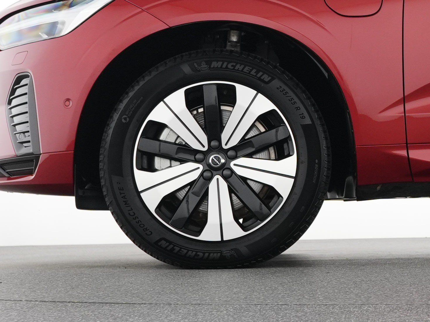 Volvo XC60 T8 Recharge AWD Geartronic Plus Dark