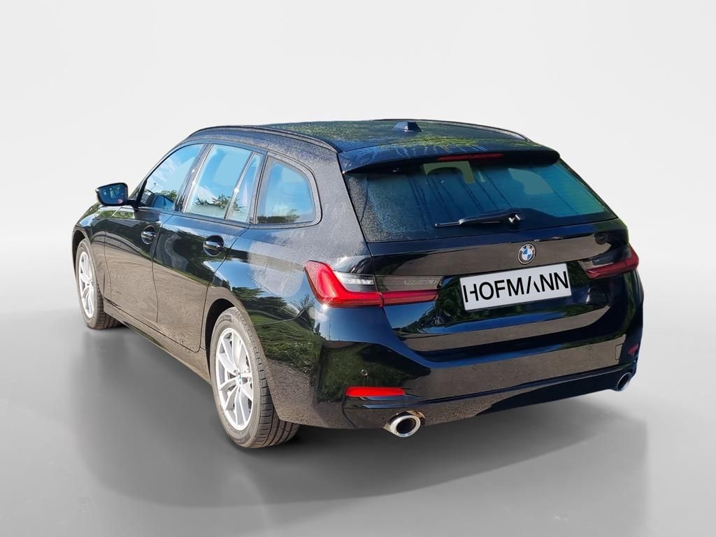 BMW 320i Touring Aut. - Samsaru's Car Outlet