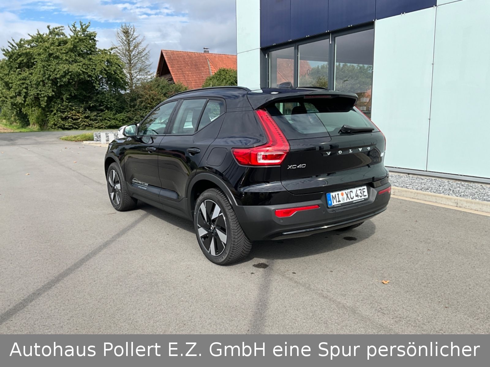 Volvo XC40 Pure Electric Plus