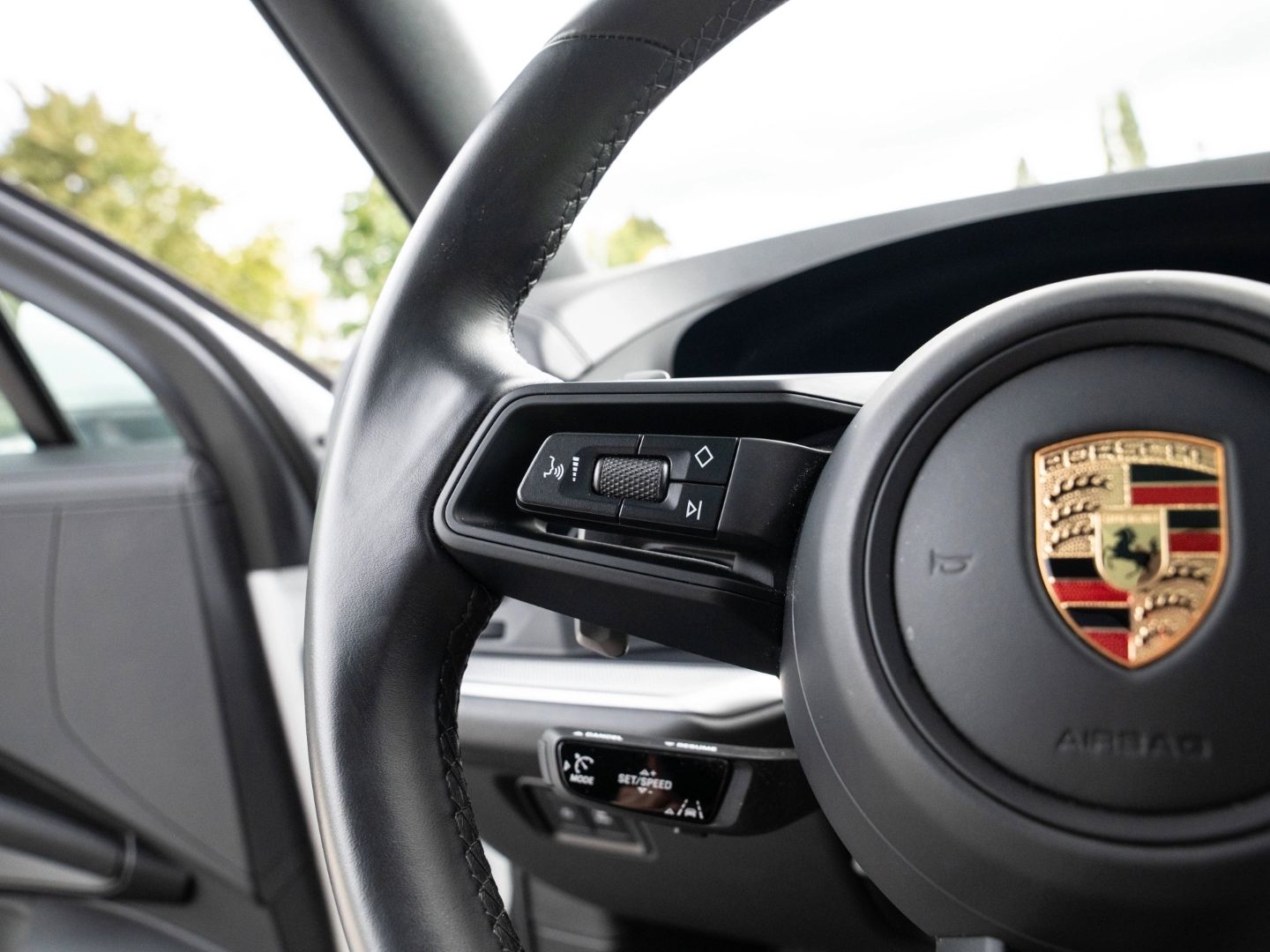 Porsche Cayenne E-Hybrid HD-Matrix LED 14 Wege Sitze 22'