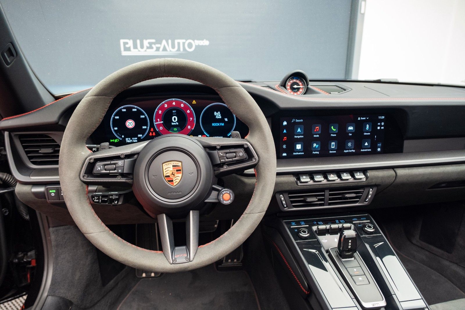 Porsche 911 Targa 4 GTS T-Hybrid
