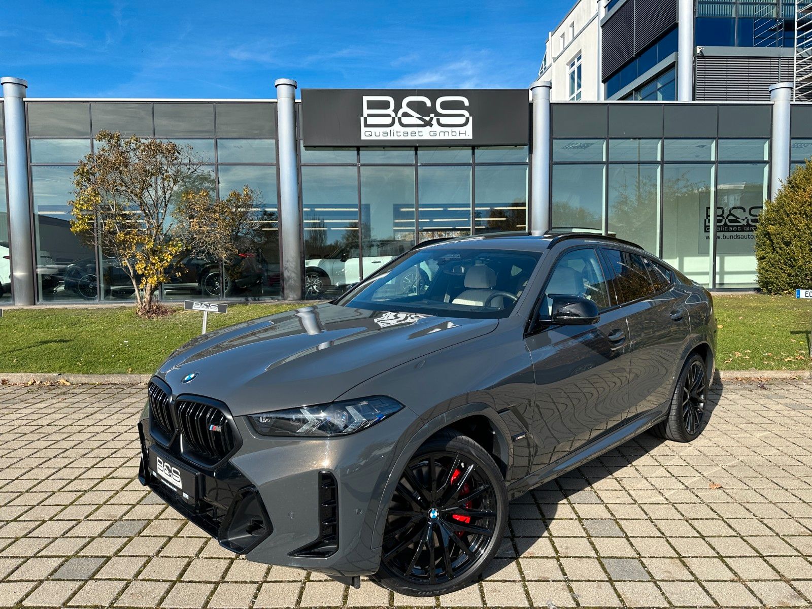 BMW X6 M60i xDrive ACC|HUD|PANO|HARMAN|AHK|