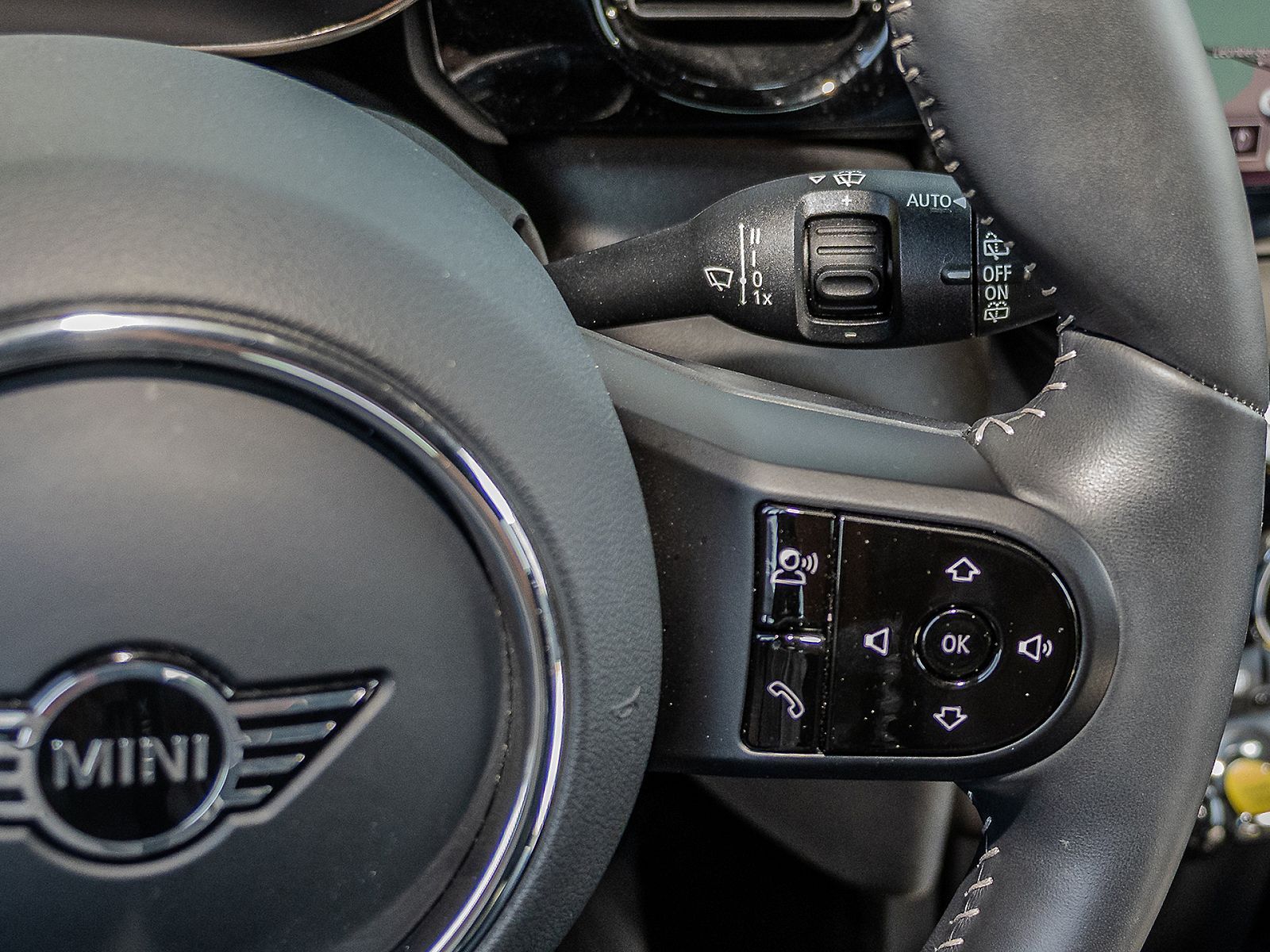 MINI Cooper SE 3-Türer - Samsaru's Car Outlet