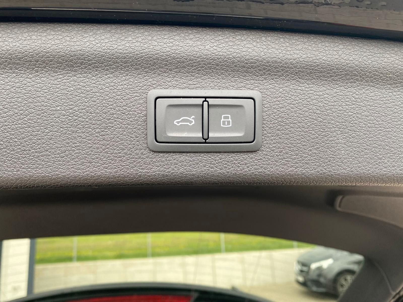 Audi Q3 40 TDI quattro S line - Samsaru's Car Outlet