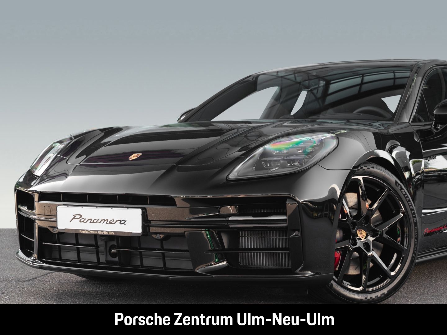 Porsche Panamera 4S E-Hybrid HA-Lenkung InnoDrive HUD