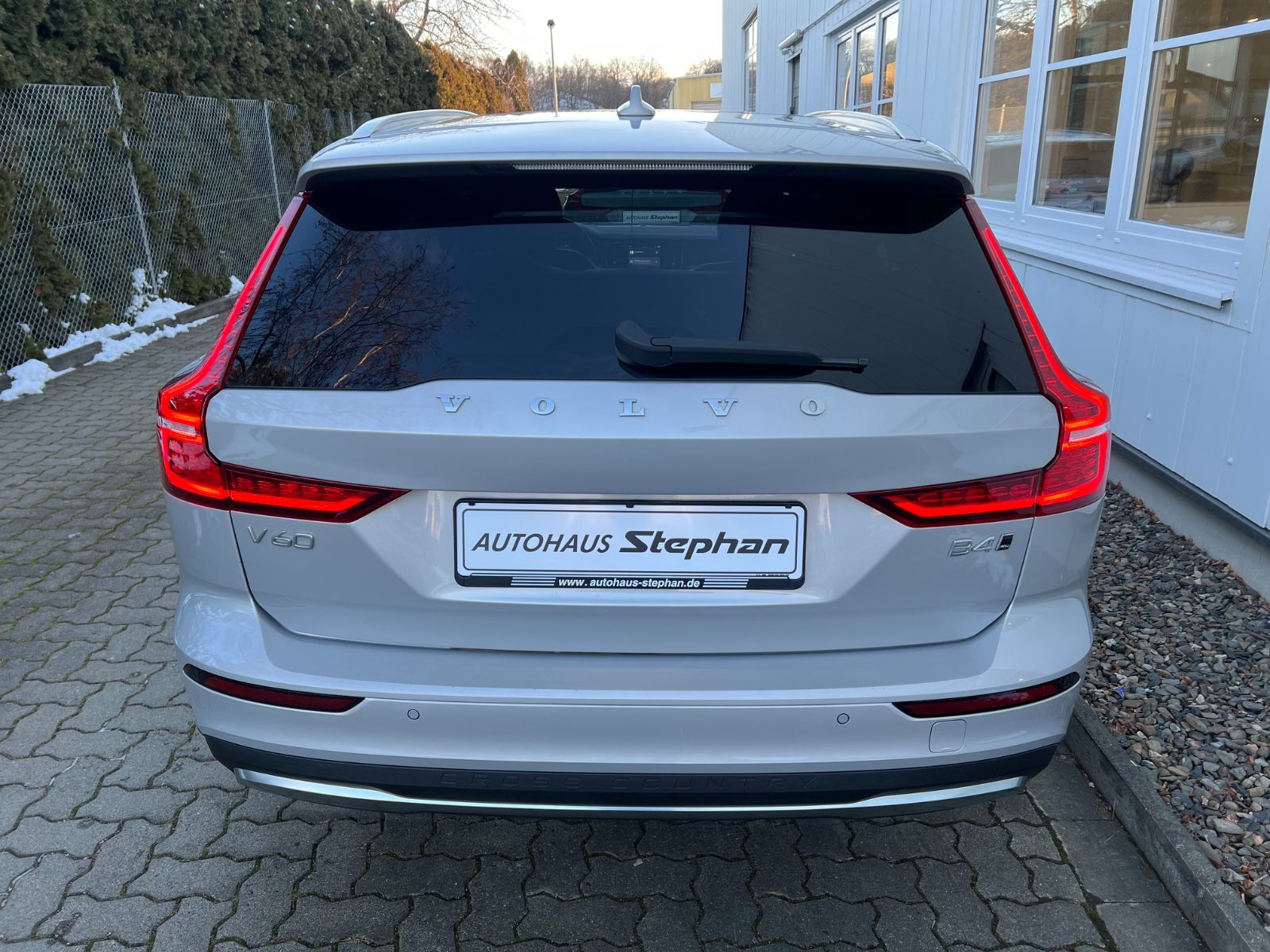 Volvo V60 Cross Country B4 D AWD Autom. Plus GARANTIE