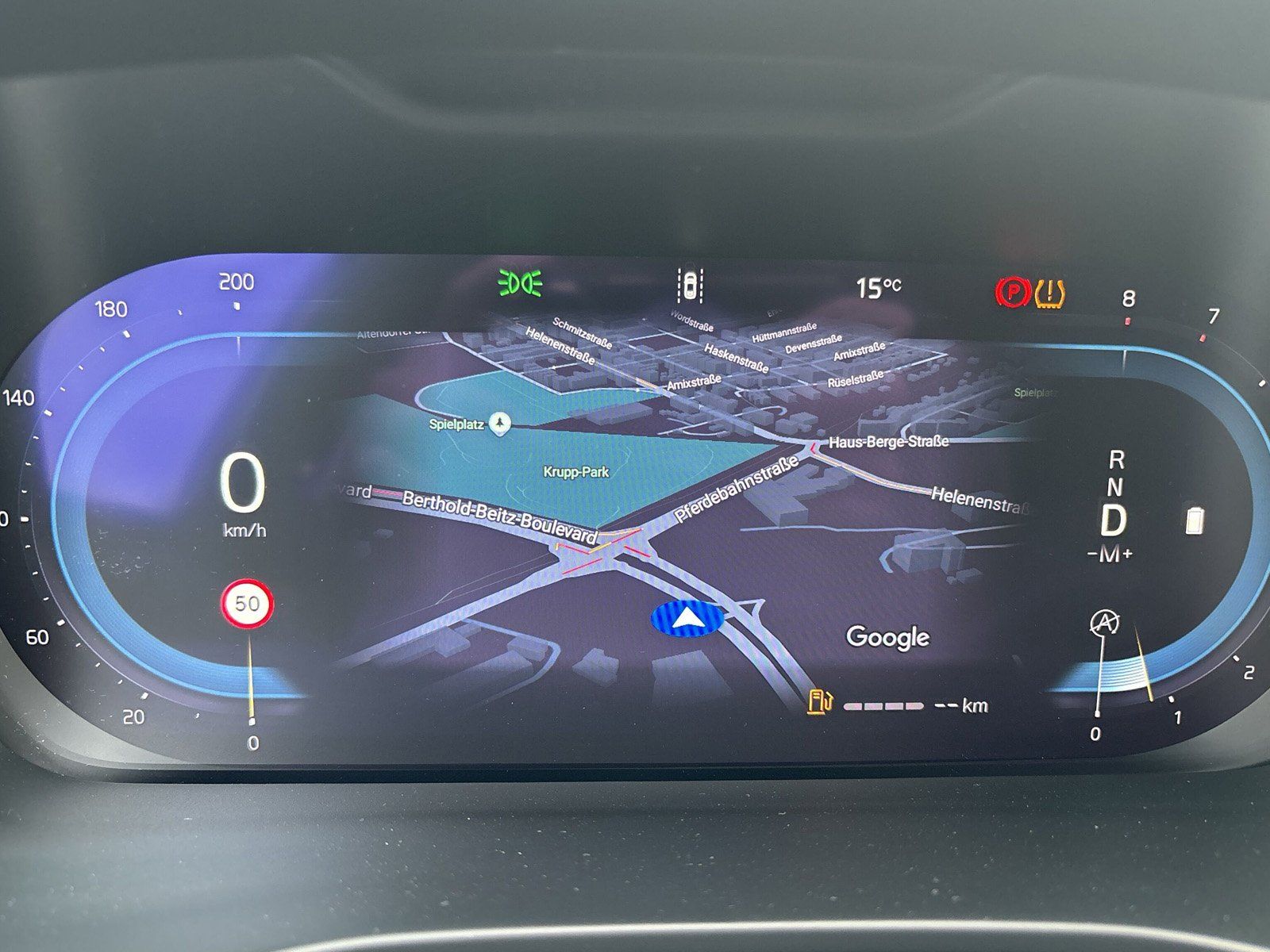 Volvo XC40 Plus B4 Mild-Hybrid Dark AHK BusinessP. LED