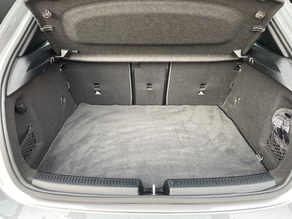 Mercedes-Benz A 180 - Samsaru's Car Outlet