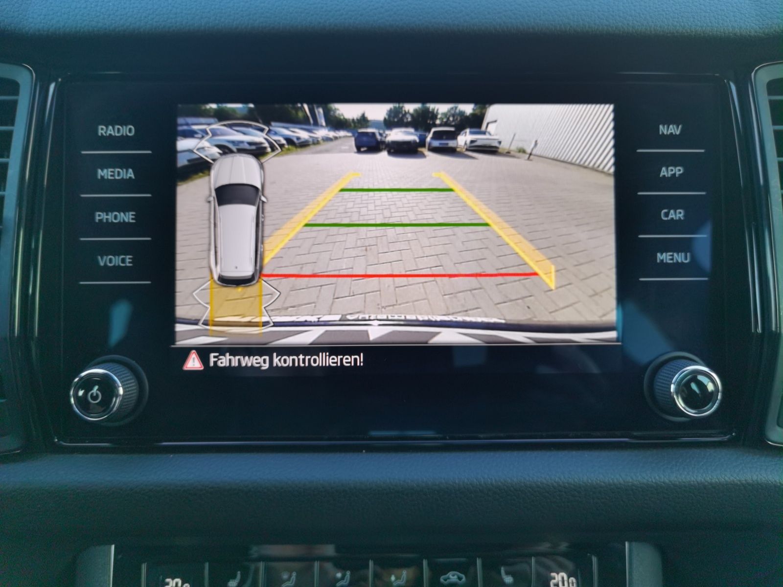 Skoda Kodiaq 2.0 TDI DSG Sportline - Samsaru's Car Outlet