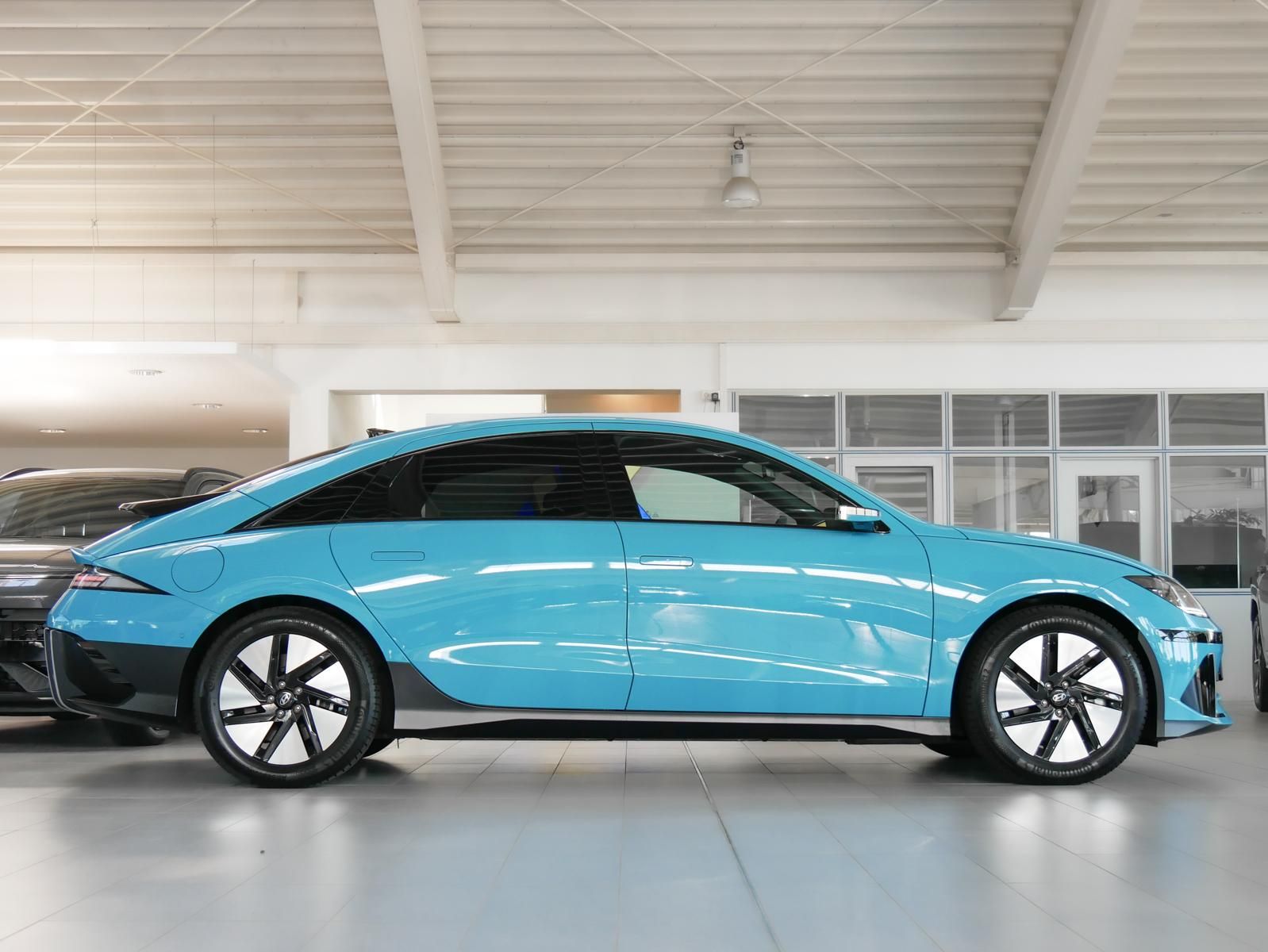 Hyundai IONIQ 6 Uniq 4WD 77,4KWh 325 PS digi Außenspiege