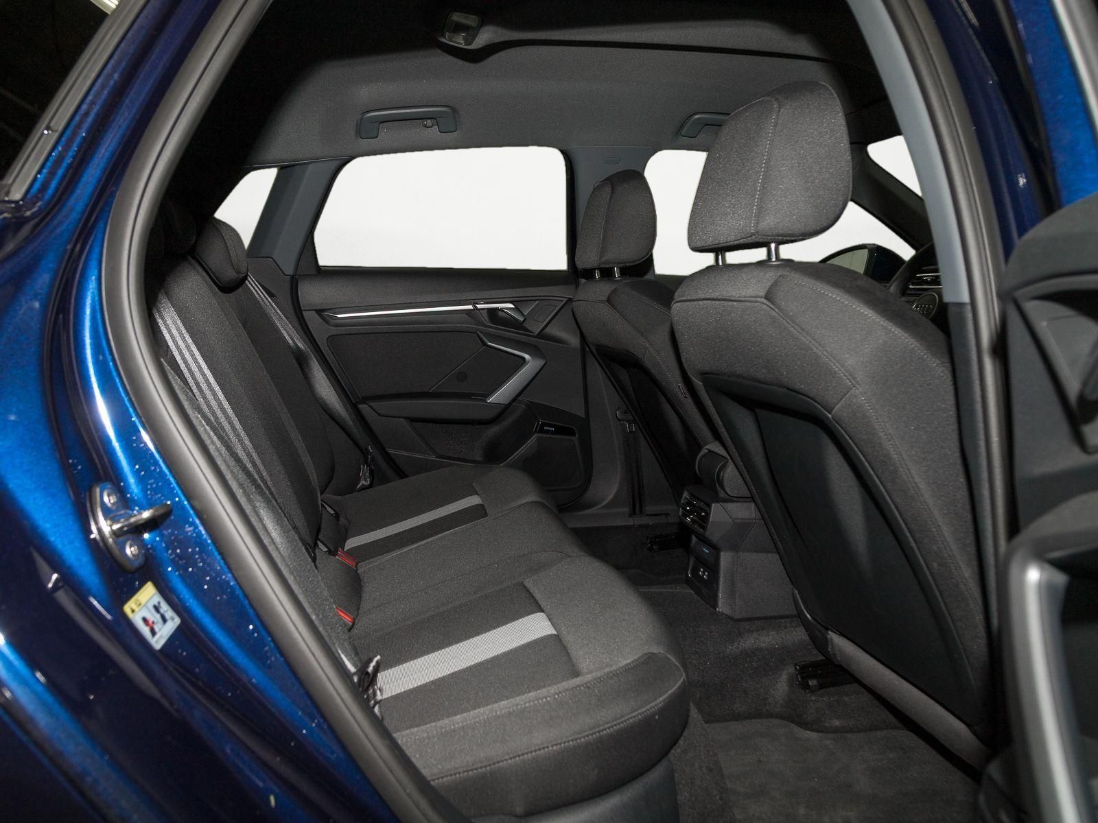 Audi A3 Sportback 35 TFSI ADVANCED - Samsaru's Car Outlet