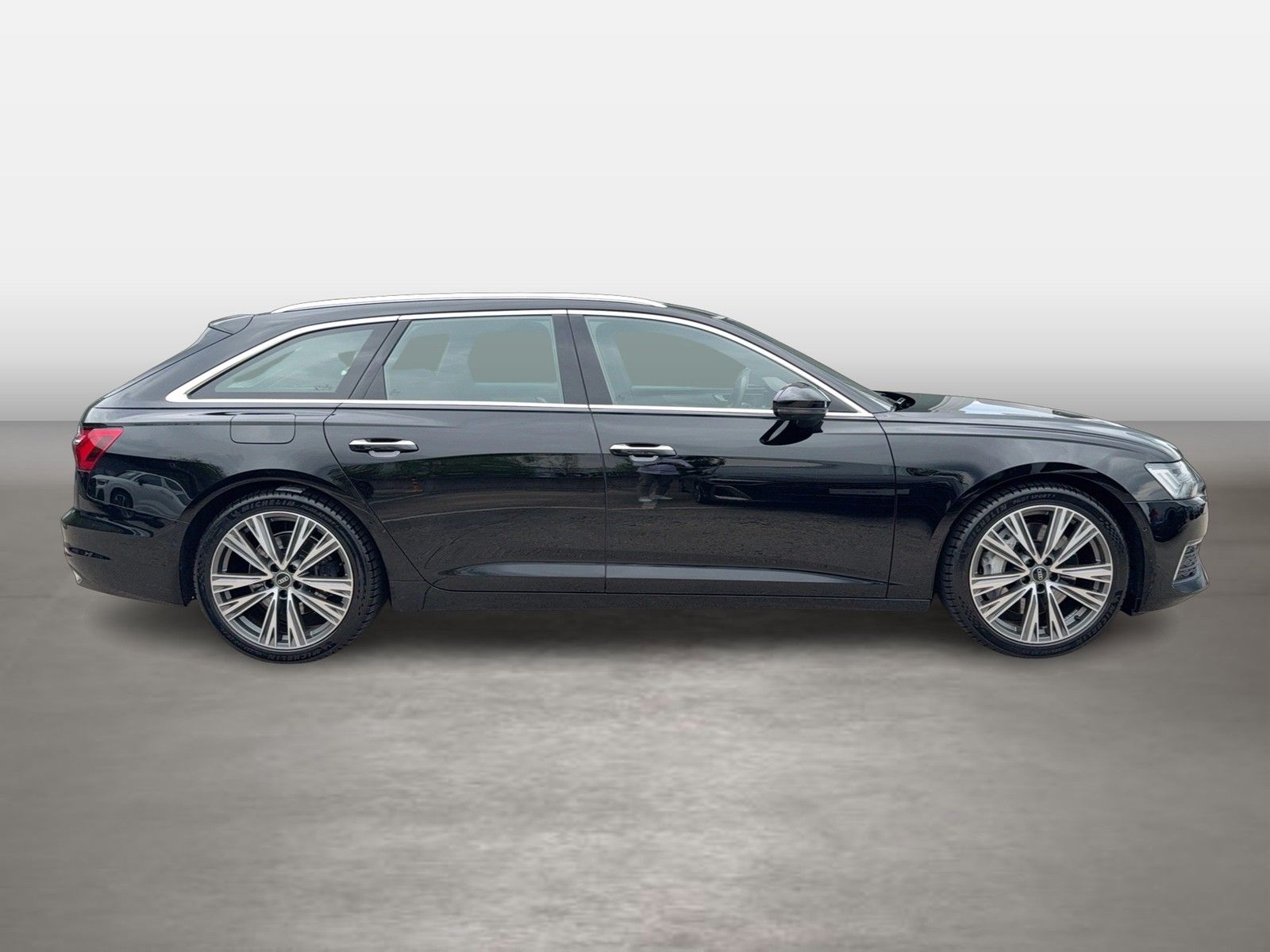 Audi A6 Avant 50 TFSI e quattro - Samsaru's Car Outlet