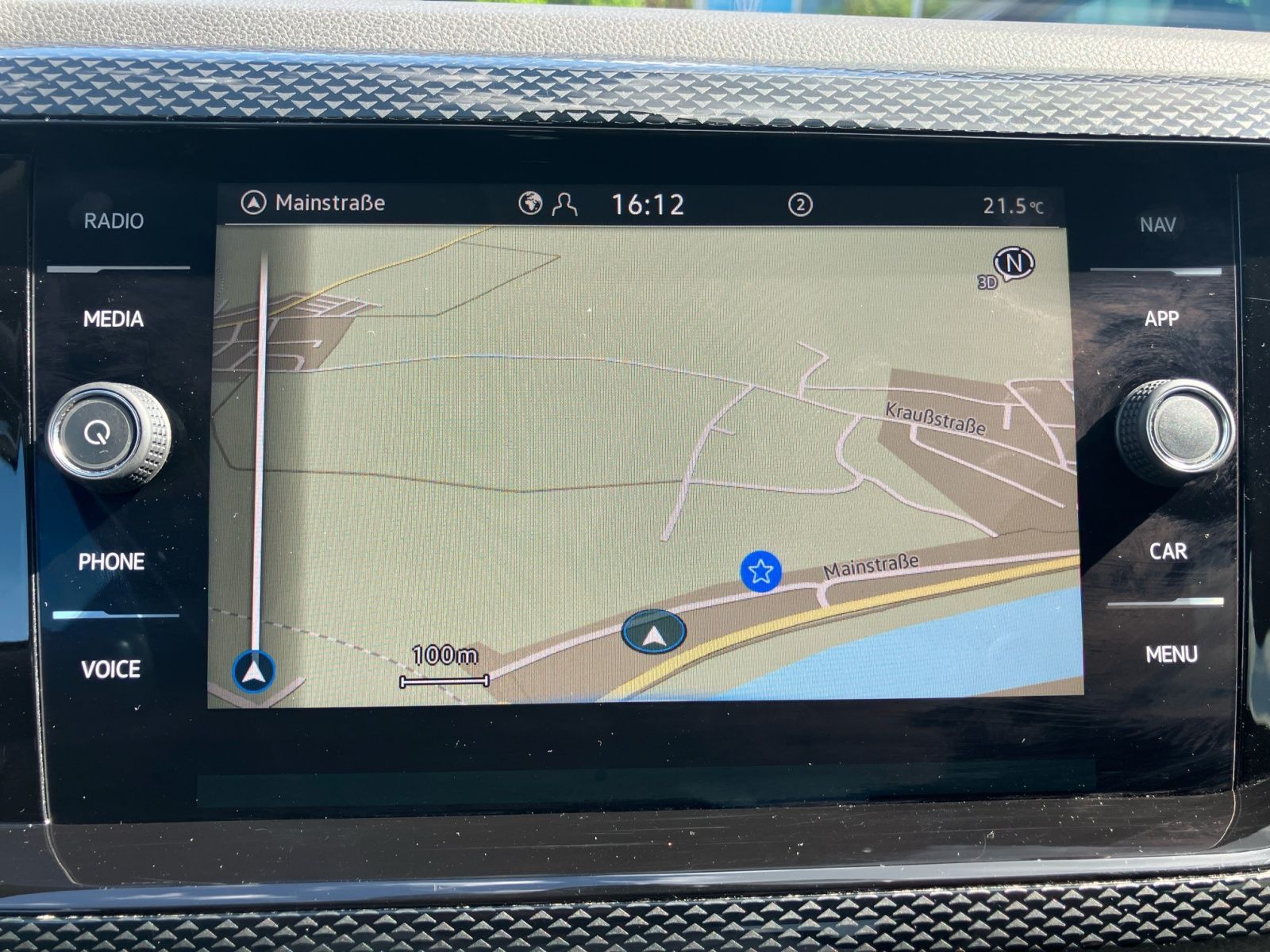 Volkswagen Taigo Life 1.0 TSI - Samsaru's Car Outlet