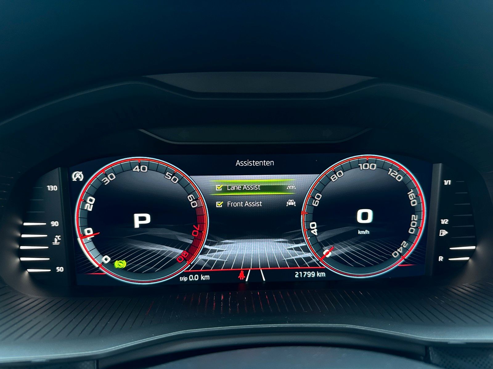 Skoda Kamiq 1.5TSi DSG Monte Carlo - Samsaru's Car Outlet