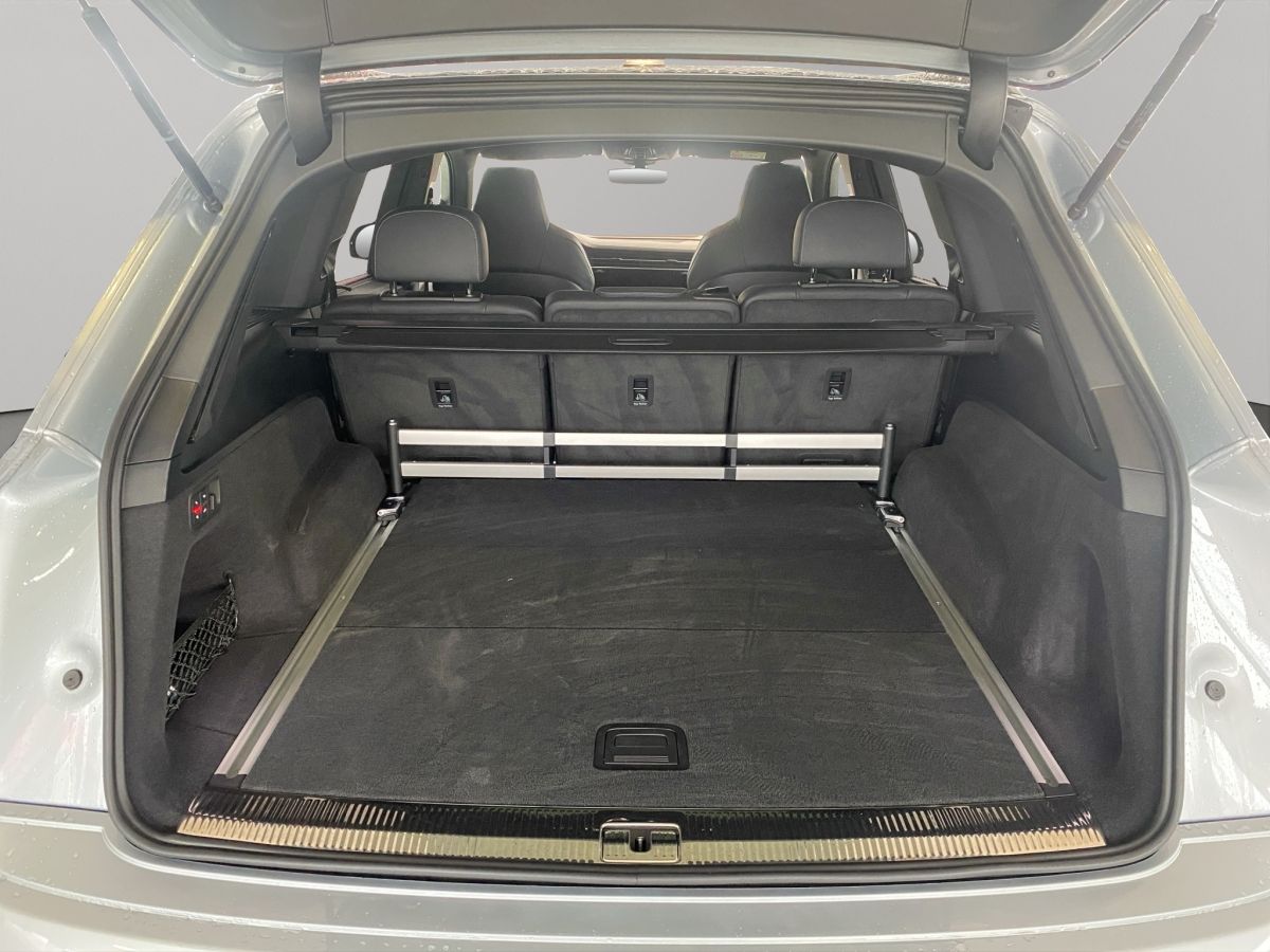 Audi Q7 SUV (AHK.PDC.Head-Up.HD Matrix-LED. SHZ vo+hi