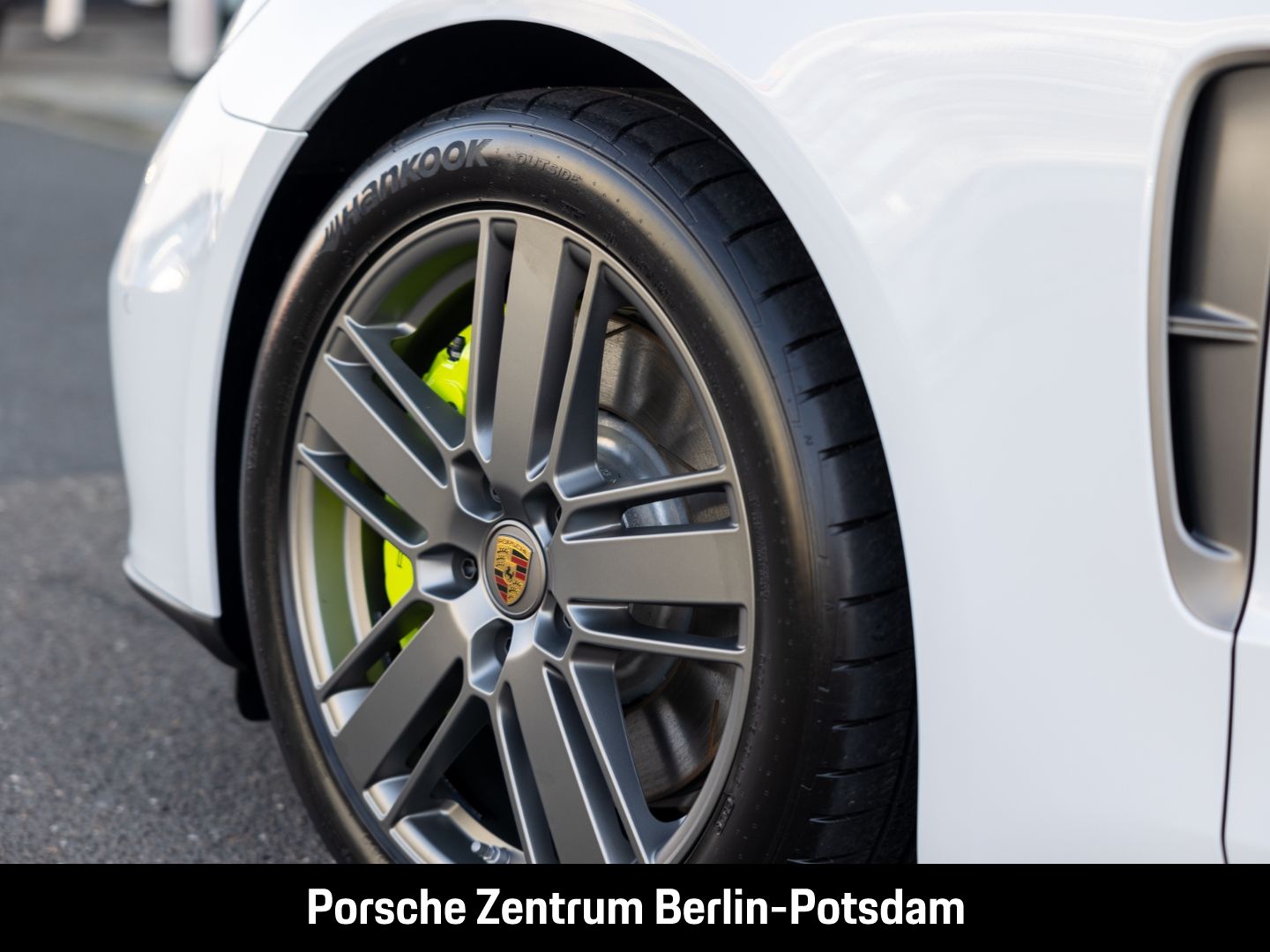 Porsche Panamera 4 E-Hybrid Sport Turismo Platinum Editi