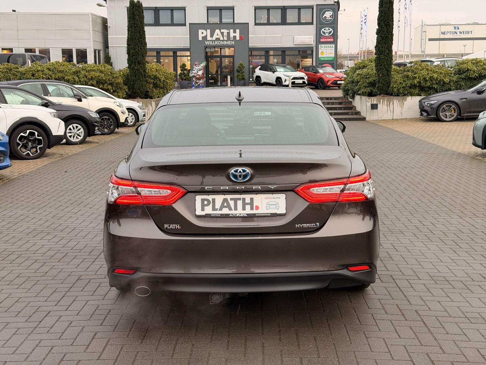 Toyota Camry Hybrid Executive