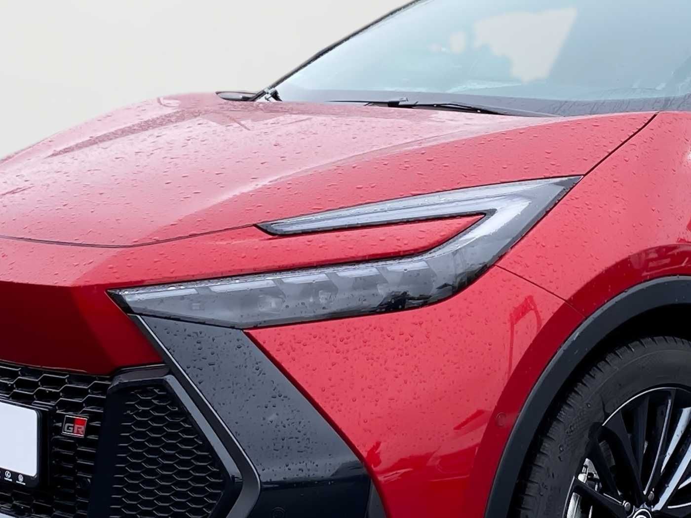 Toyota C-HR Hybrid 2.0 GR Sport - Samsaru's Car Outlet