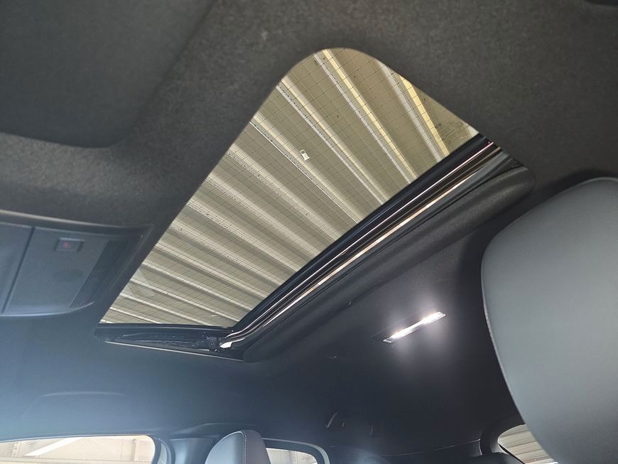 Mazda MX-30 e-SKYACTIV EV MAKOTO