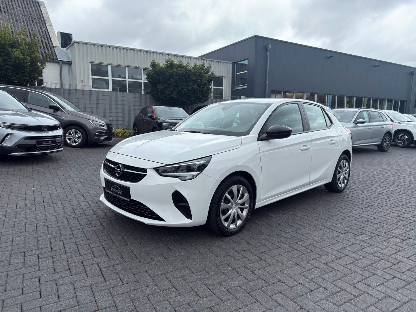 Opel Corsa F Edition - Samsaru's Car Outlet