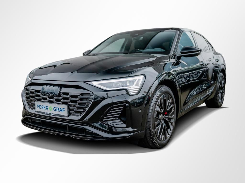 Audi Q8 Sportback e-tron 50 2x S line - Samsaru's Car Outlet