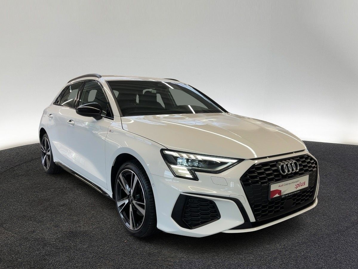Audi A3 Sportback e-tron S line 40 TFSI Matrix Navi v