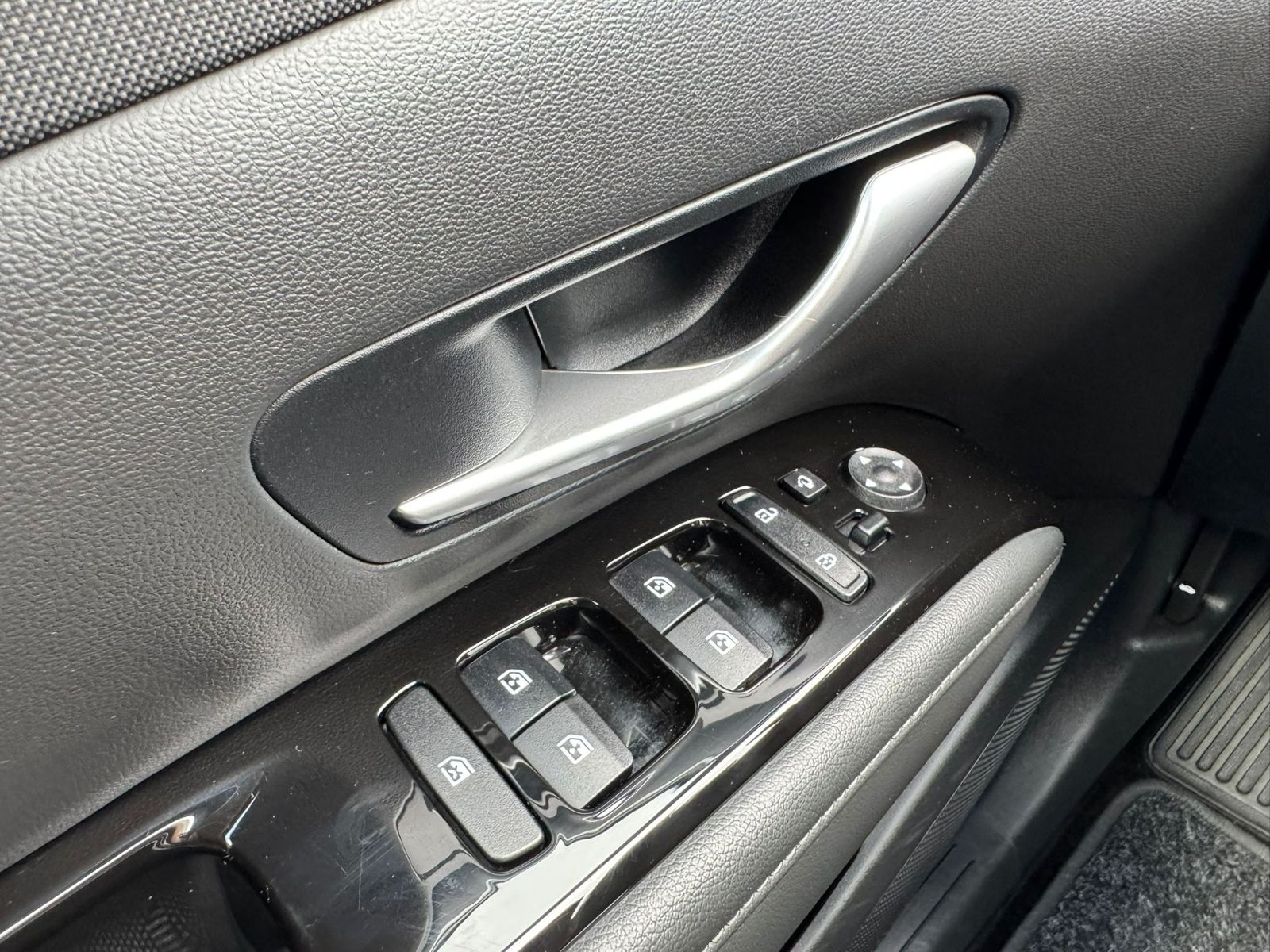 Hyundai TUCSON Trend Mild-Hybrid 2WD - Samsaru's Car Outlet